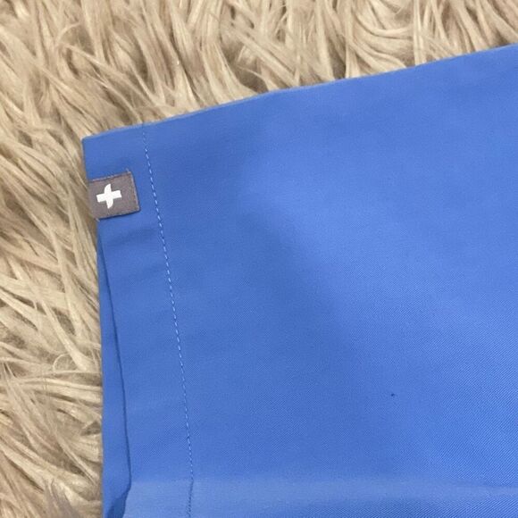 Figs blue scrub top size large - Picture 4 of 7